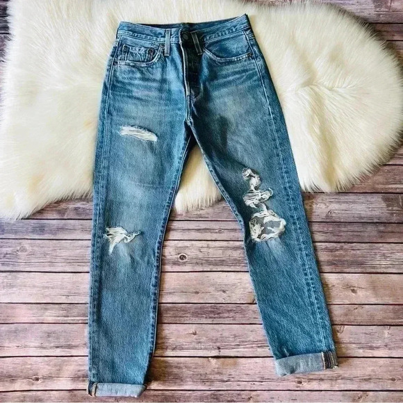 New Levi’s 501 Skinny Jeans Distressed Sz 26 - Picture 4 of 10